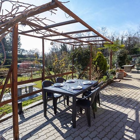 La Cascina Dei Ciliegi Apartment Arona Bagian luar foto