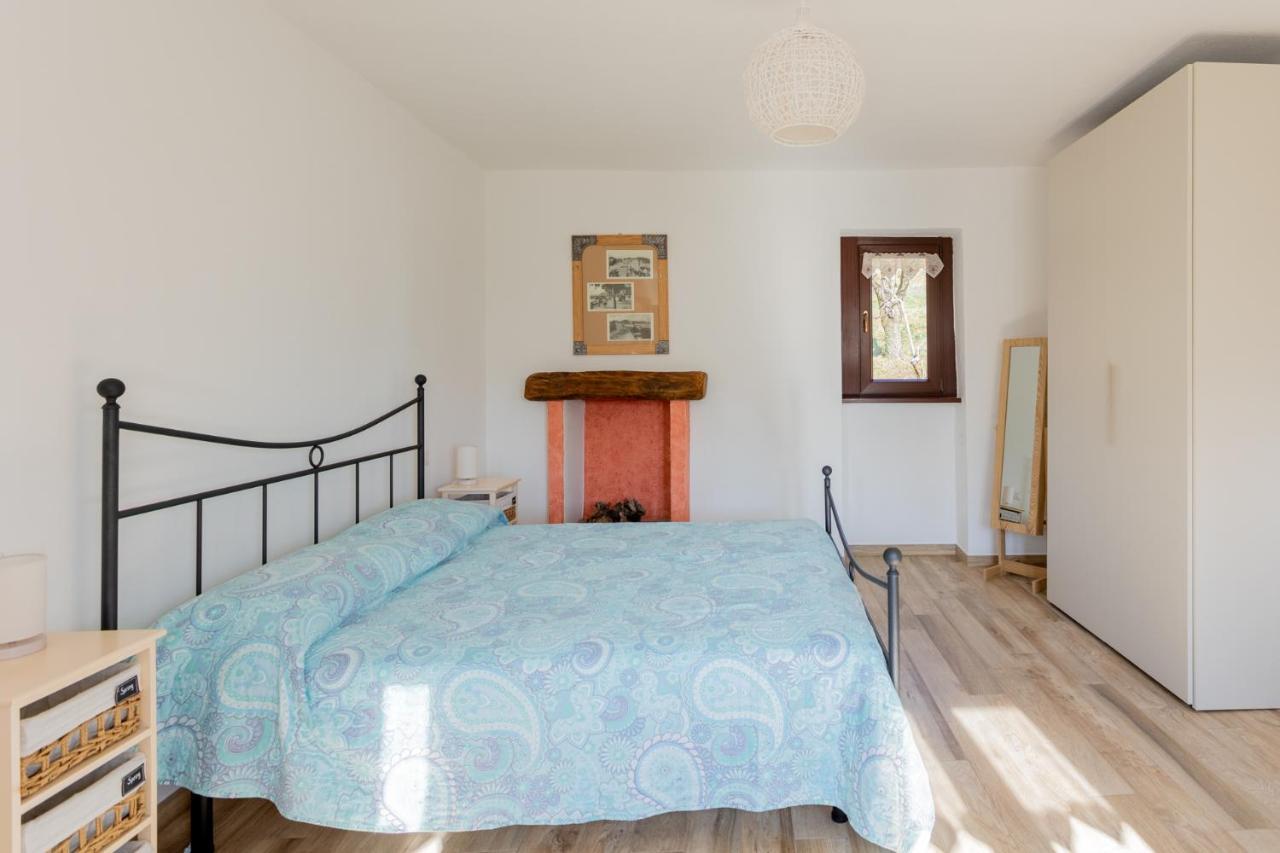 La Cascina Dei Ciliegi Apartment Arona Bagian luar foto